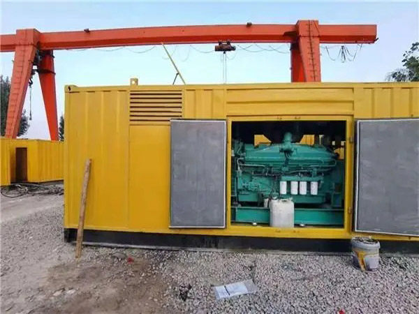 万全冬季低温环境下，500KW发电机组应该选择什么类型的启动电瓶？